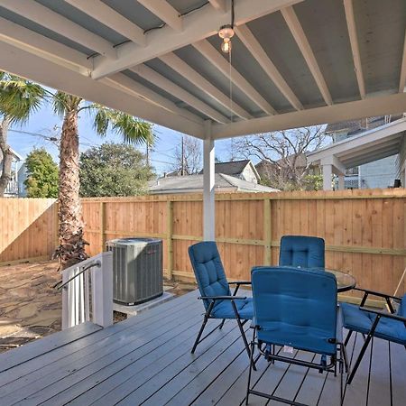Bright Galveston Cottage Close To Beach And Strand Екстериор снимка